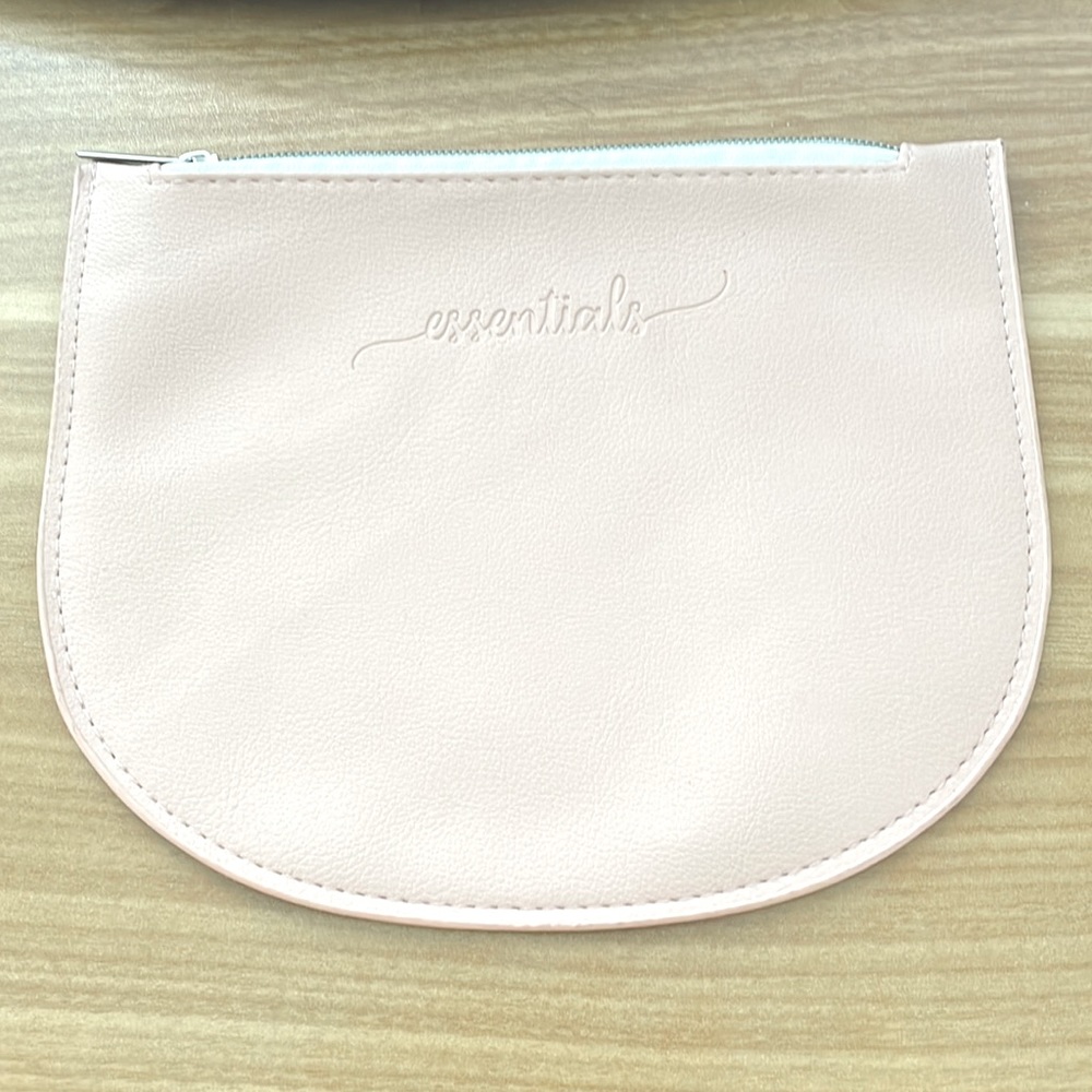 Essentials makeup pouch